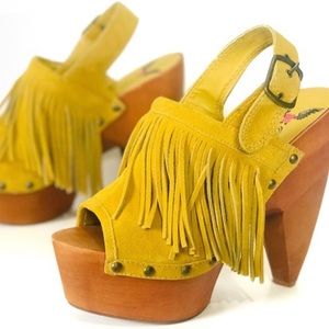 Fringe Clog Platform